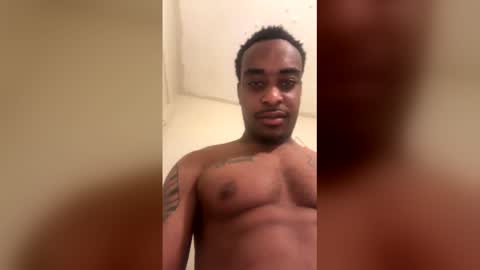 Snapshot of bigdon342292 chatting on April 2026 05:06:01 AM bigdon342292 online show from April 2026 05:06:01 AM
