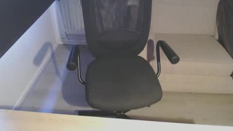 Snapshot of bigdutchenergy chatting on November 2025 01:43:01 PM BigDutchEnergy online show from November 2025 01:43:01 PM