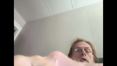 bigelectricrod online show from December 2025 01:57:02 AM