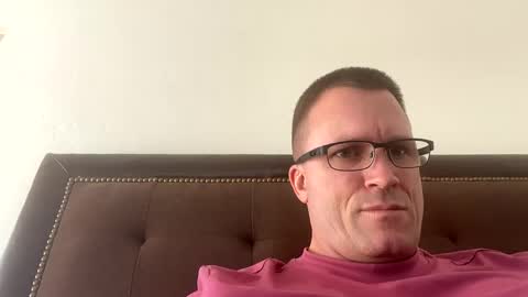 Snapshot of bigger22332233 chatting on January 2025 09:58:02 PM bigger22332233 online show from January 2025 09:58:02 PM