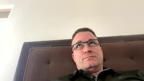 Snapshot of bigger22332233 chatting on January 2025 09:13:01 PM bigger22332233 online show from January 2025 09:13:01 PM