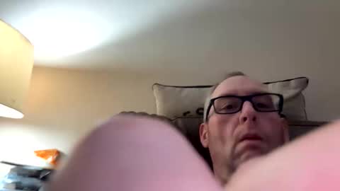 biggloves4bighands online show from March 2026 12:06:01 AM