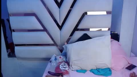 Snapshot of biggstits69 chatting on December 2025 09:35:01 PM biggstits69 online show from December 2025 09:35:01 PM