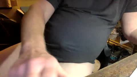 Snapshot of bighandedman chatting on December 2025 11:33:02 PM bighandedman online show from December 2025 11:33:02 PM