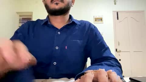 Snapshot of bighandsomesatisfy chatting on January 2025 12:55:01 PM bighandsomesatisfy online show from January 2025 12:55:01 PM