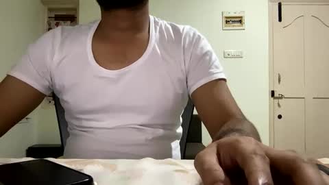 Snapshot of bighandsomesatisfy chatting on January 2025 06:34:02 PM bighandsomesatisfy online show from January 2025 06:34:02 PM