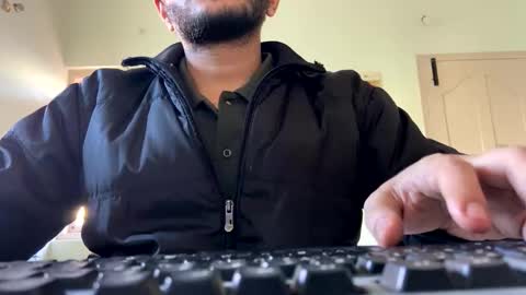 Snapshot of bighandsomesatisfy chatting on January 2025 11:11:01 AM bighandsomesatisfy online show from January 2025 11:11:01 AM