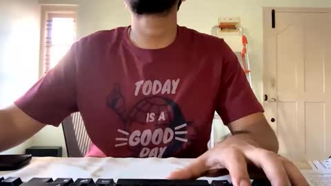 Snapshot of bighandsomesatisfy chatting on January 2025 11:04:02 AM bighandsomesatisfy online show from January 2025 11:04:02 AM