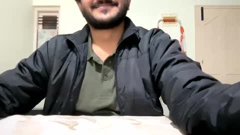 Snapshot of bighandsomesatisfy chatting on January 2025 02:14:02 PM bighandsomesatisfy online show from January 2025 02:14:02 PM