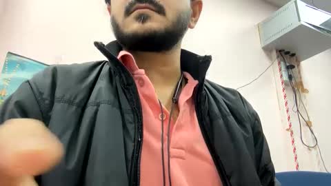 Snapshot of bighandsomesatisfy chatting on January 2025 04:47:01 AM bighandsomesatisfy online show from January 2025 04:47:01 AM