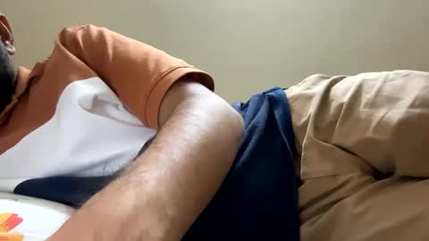 Snapshot of bighandsomesatisfy chatting on January 2025 04:43:02 PM bighandsomesatisfy online show from January 2025 04:43:02 PM