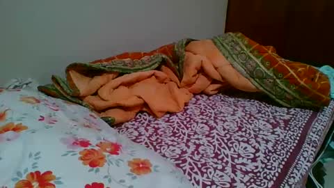 Snapshot of bighandsomesatisfy chatting on January 2025 02:40:02 AM bighandsomesatisfy online show from January 2025 02:40:02 AM