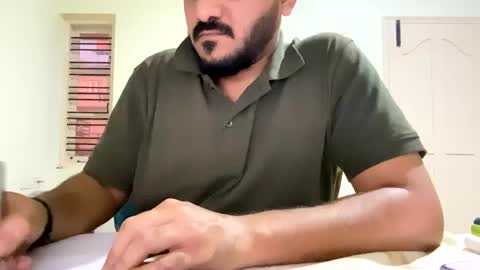 Snapshot of bighandsomesatisfy chatting on February 2025 01:10:02 PM bighandsomesatisfy online show from February 2025 01:10:02 PM