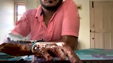 Snapshot of bighandsomesatisfy chatting on February 2025 12:11:01 PM bighandsomesatisfy online show from February 2025 12:11:01 PM