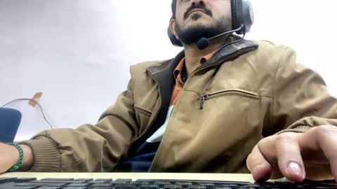 Snapshot of bighandsomesatisfy chatting on February 2025 11:20:01 AM bighandsomesatisfy online show from February 2025 11:20:01 AM