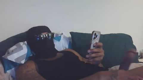 Snapshot of bighawaiislim chatting on March 2026 03:11:01 AM bighawaiislim online show from March 2026 03:11:01 AM