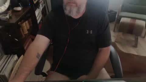 bighugmugg online show from June 2026 10:52:02 PM