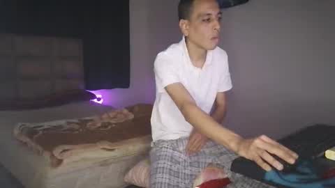 bighunter914318 online show from February 2026 09:46:01 PM