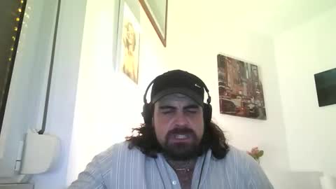 Snapshot of bigjohnofthewood chatting on October 2025 04:12:01 AM BigJohnOfTheWoods online show from October 2025 04:12:01 AM