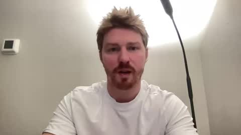 Snapshot of bigmcr1 chatting on January 2025 01:56:02 AM Nick Barker online show from January 2025 01:56:02 AM