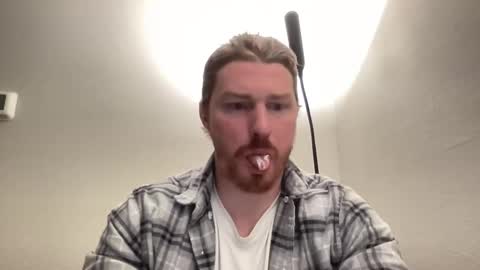 Snapshot of bigmcr1 chatting on January 2025 01:23:01 AM Nick Barker online show from January 2025 01:23:01 AM