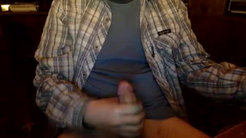 Snapshot of bigmeatmmmm8 chatting on January 2025 10:22:01 PM bigmeatmmmm8 online show from January 2025 10:22:01 PM