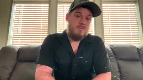 Snapshot of bigmike606420 chatting on June 2026 11:32:02 PM Bigmike online show from June 2026 11:32:02 PM