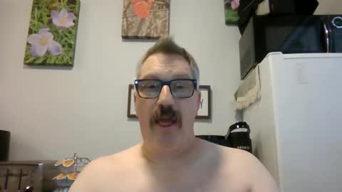 Bignhard696 online show from December 2025 05:08:02 PM