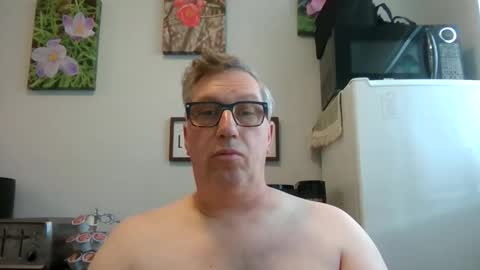 bignhard_69_ online show from May 2026 05:06:02 PM