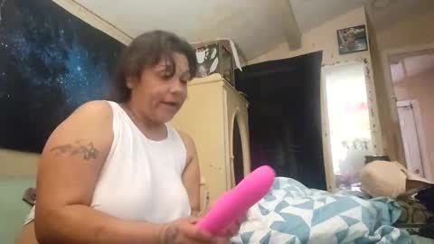 Snapshot of bigolemini chatting on February 2025 03:52:01 PM the Mini mami online show from February 2025 03:52:01 PM