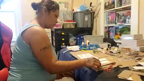 Snapshot of bigolemini chatting on February 2025 06:55:01 PM the Mini mami online show from February 2025 06:55:01 PM