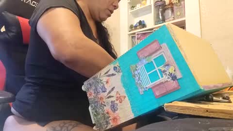 Snapshot of bigolemini chatting on February 2025 07:42:02 PM the Mini mami online show from February 2025 07:42:02 PM