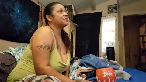 Snapshot of bigolemini chatting on February 2025 06:10:02 AM the Mini mami online show from February 2025 06:10:02 AM