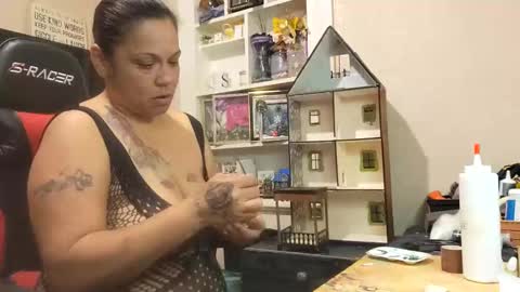 Snapshot of bigolemini chatting on March 2025 02:15:01 AM the Mini mami online show from March 2025 02:15:01 AM