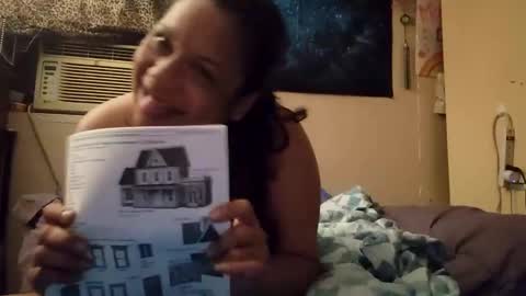 Snapshot of bigolemini chatting on March 2025 10:54:02 AM the Mini mami online show from March 2025 10:54:02 AM