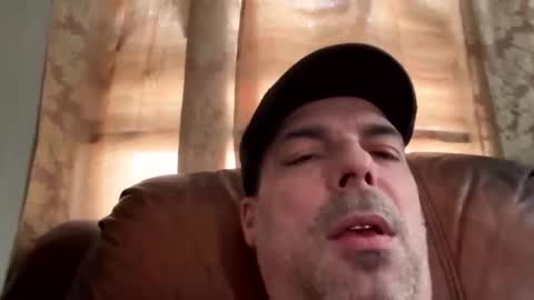 Snapshot of bigpete01002 chatting on January 2025 08:28:01 PM bigpete01002 online show from January 2025 08:28:01 PM