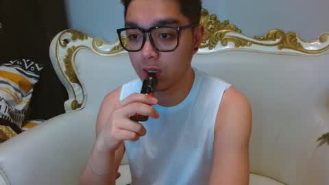 Snapshot of bigshowforyouxx chatting on March 2026 11:10:01 AM Jay online show from March 2026 11:10:01 AM