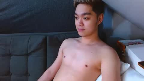 Snapshot of bigshowforyouxx chatting on March 2026 01:51:01 AM Jay online show from March 2026 01:51:01 AM