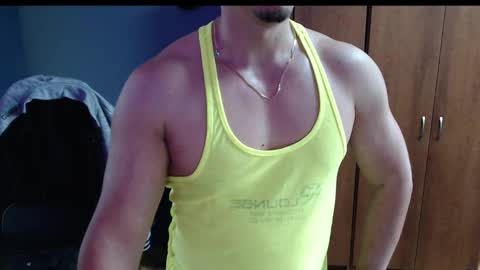Snapshot of bigstud_007 chatting on October 2025 08:18:02 PM Andy online show from October 2025 08:18:02 PM