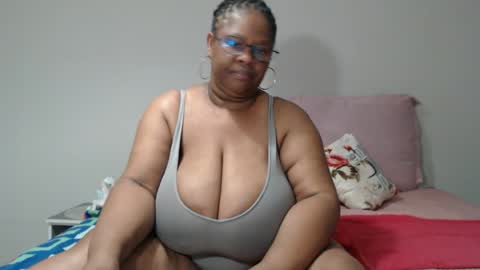Lona online show from June 2026 07:16:01 PM