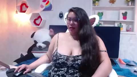 Snapshot of bigtitslaurenriver chatting on July 2026 12:22:02 PM bigtitslaurenriver online show from July 2026 12:22:02 PM