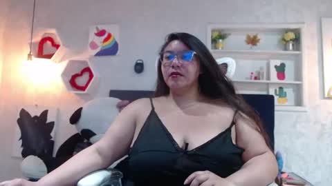 Snapshot of bigtitslaurenriver chatting on July 2026 12:22:01 PM bigtitslaurenriver online show from July 2026 12:22:01 PM
