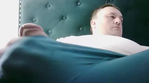 bigtroc3759 online show from April 2026 01:09:02 PM