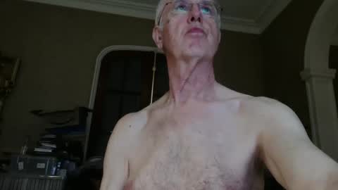 bigukphallus online show from March 2026 10:09:01 PM