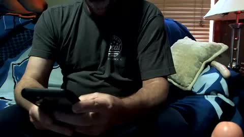 Snapshot of biguylovessuckingcock chatting on December 2024 04:43:02 PM biguylovessuckingcock online show from December 2024 04:43:02 PM