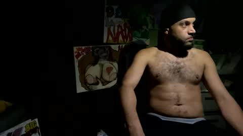 Snapshot of bigwalkdog12 chatting on December 2024 08:01:01 AM Floppyphallus online show from December 2024 08:01:01 AM