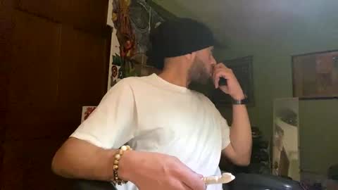 Snapshot of bigwalkdog12 chatting on December 2024 09:24:01 AM Floppyphallus online show from December 2024 09:24:01 AM