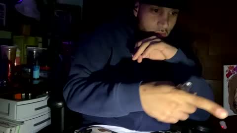 Snapshot of bigwalkdog12 chatting on December 2024 05:59:02 PM Floppyphallus online show from December 2024 05:59:02 PM