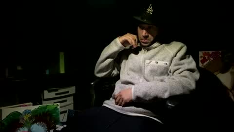 Snapshot of bigwalkdog12 chatting on January 2025 10:41:01 PM Floppyphallus online show from January 2025 10:41:01 PM