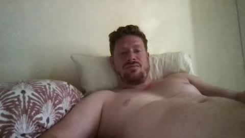 Snapshot of bigwhitecock71 chatting on September 2025 09:32:02 AM Big white cock online show from September 2025 09:32:02 AM